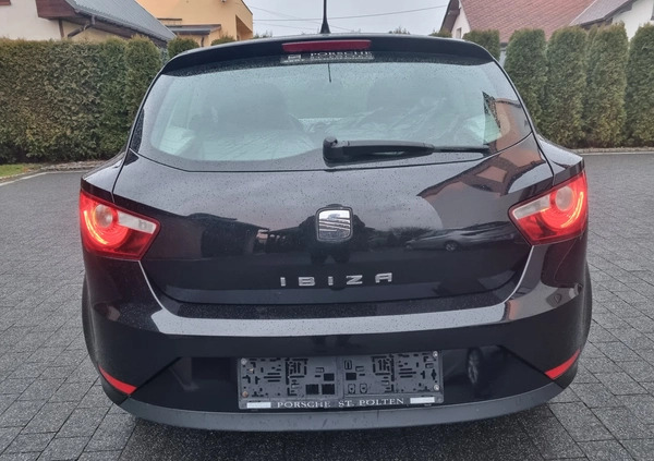 Seat Ibiza cena 17900 przebieg: 137000, rok produkcji 2012 z Wałcz małe 407